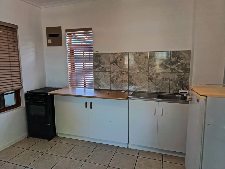 To Let 1 Bedroom Property for Rent in Joostenbergvlakte Western Cape